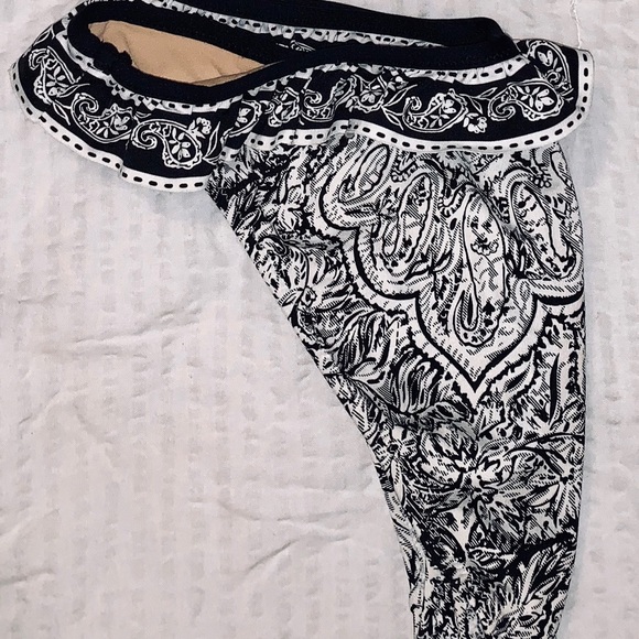 SOLD! BCBG Bikini! - Picture 7 of 8